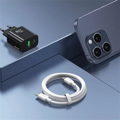 USAMS CC317 T65 33W Lynlader til iPhone 8-16-serien Dual Ports USB-A + USB-C GaN Strømadapter - EU Stik / Sort